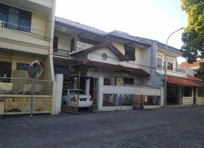 rumah mulyosari utara strategis