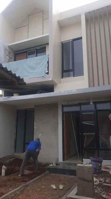 rumah murah 2 lantai tangerang selatan