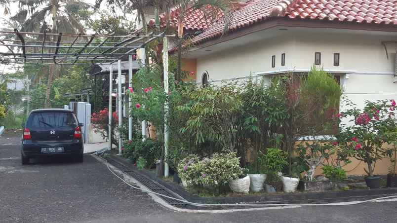 rumah rasa villa murah