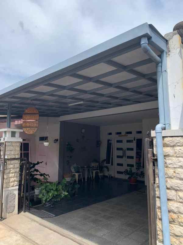 rumah renov semi furnished di margacinta bandung