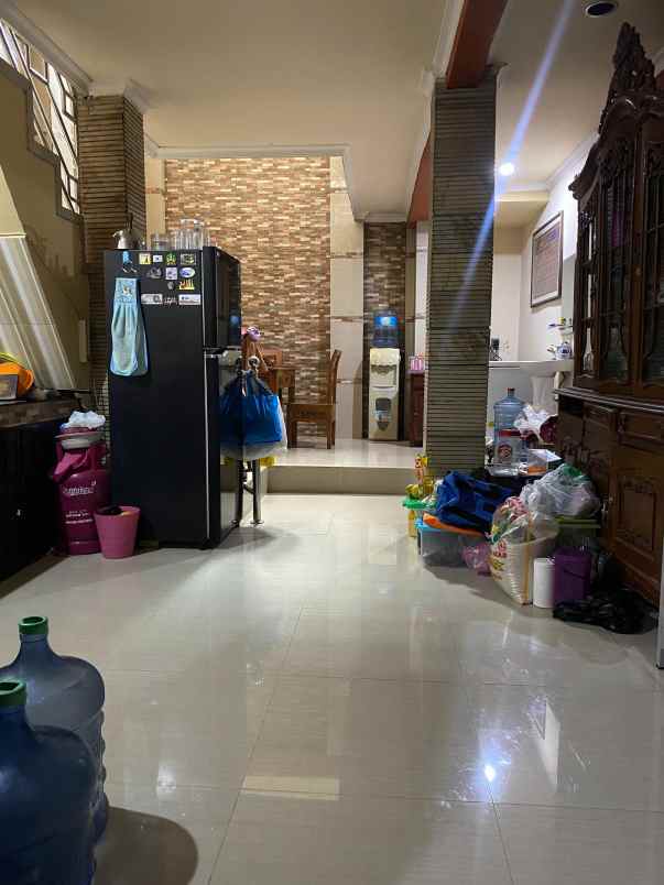 rumah second luas 6 kt 3 km serang