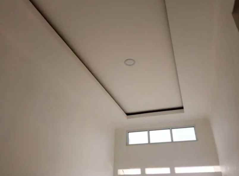 rumah second minimalis dalam cluster di bedahan depok