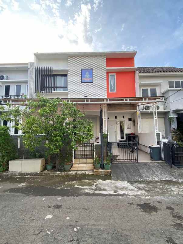 rumah secondary semi furnished di bintaro pesanggrahan