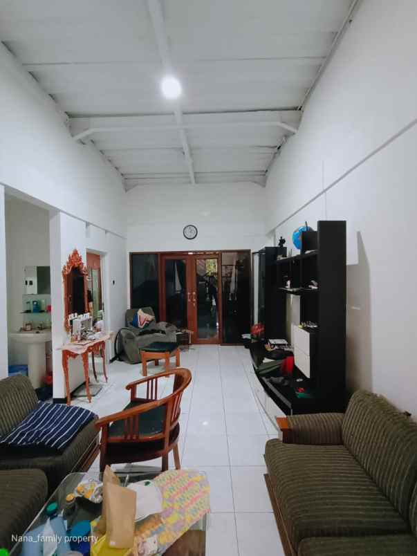 rumah secondary semi furnished di bintaro pesanggrahan