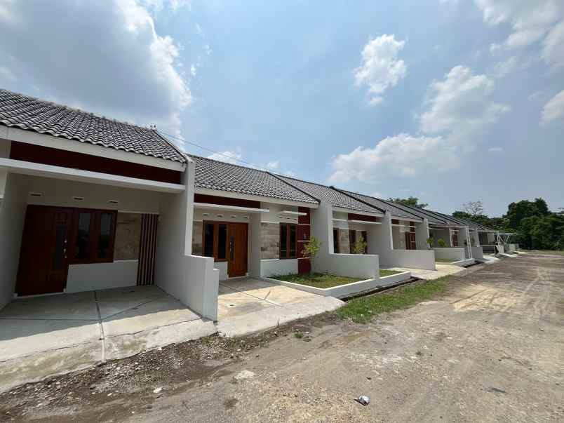 rumah siap huni cuma 235 juta dekat stasiun klaten