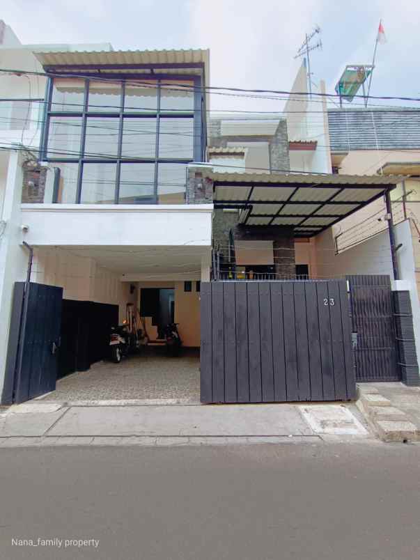 rumah siap huni di area rawa belong kebon jeruk jakbar