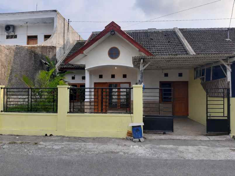 rumah strategis belakang samsat sewon