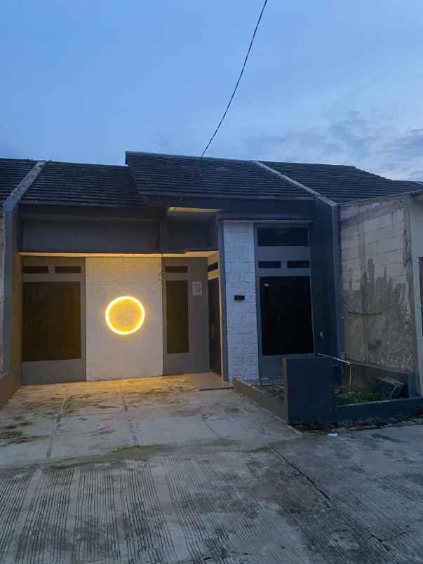 rumah strategis konsep minimalis modern di babel