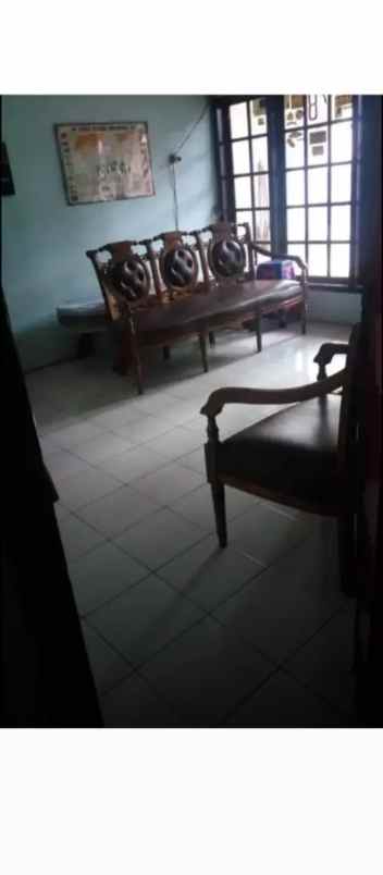 rumah strategis pinggir jln utama