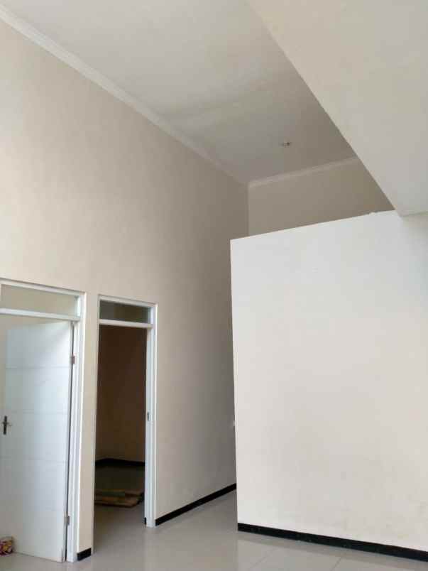 rumah wisma tirta agung gunung anyar row jln 5 mtr