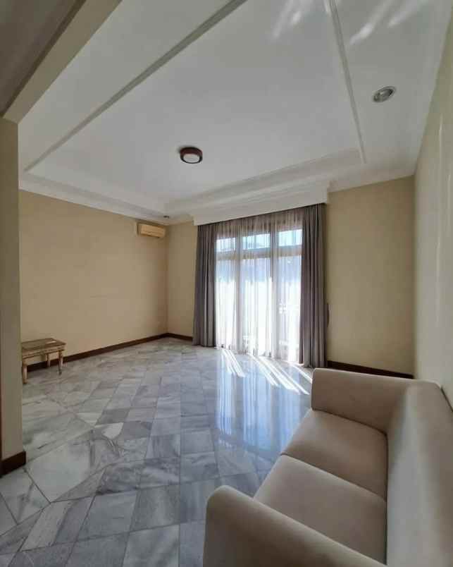 sewa rumah cluster mewah diarea kemang