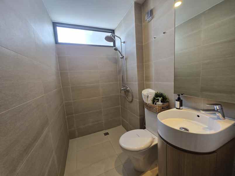 summarecon bitung 200 m dari exit tol bitung tangerang