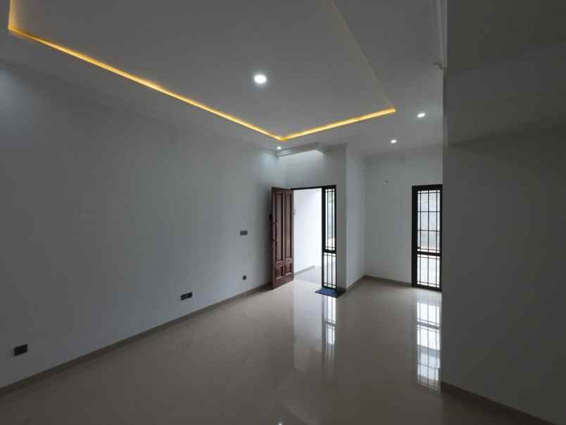 townhouse exclusive di kodau kota bekasi