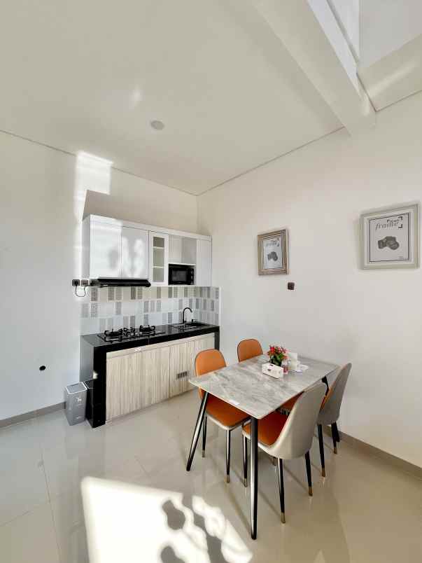 villa esperanza mezzanine 1 lantai 2 lantai