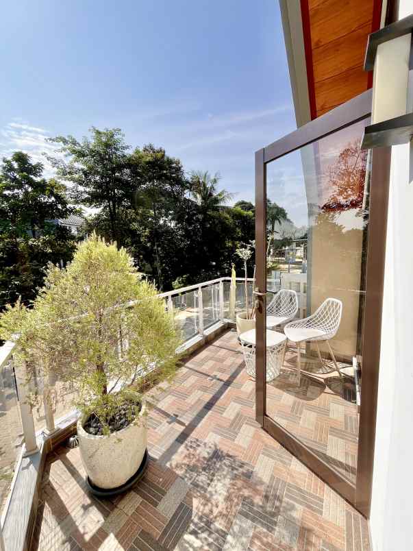 villa esperanza mezzanine 1 lantai 2 lantai