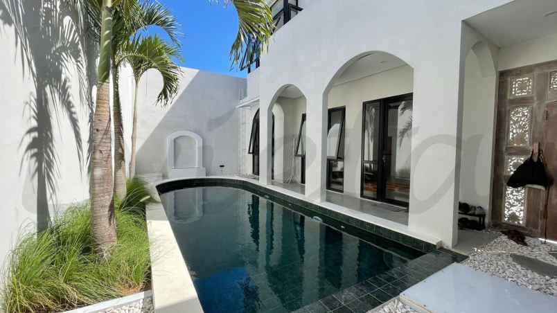 villa jalan yudistira seminyak bali