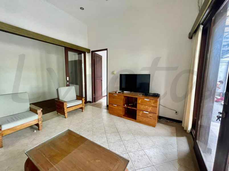 villa lantai 1 disewakan sanur denpasar