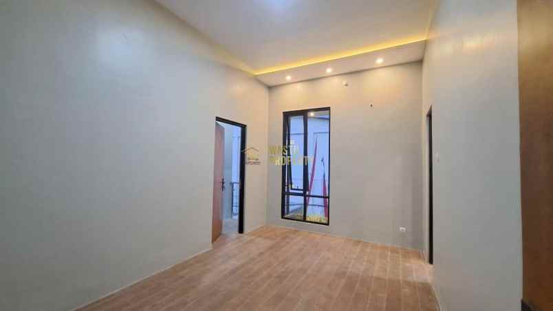 1 unit rumah keren 7 menit ke kampus upn jogja