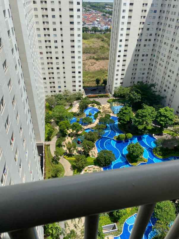apartemen educity 2br semi furnished tower yale
