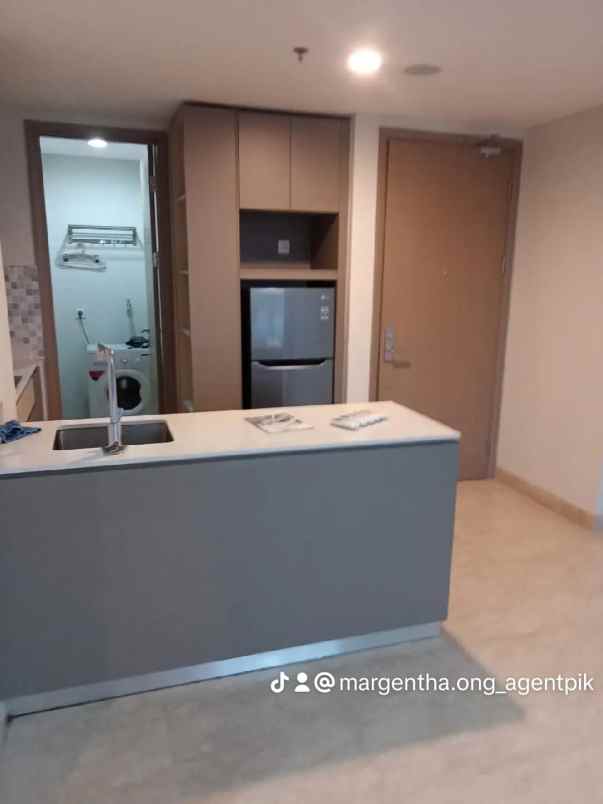 apartemen gold coast pik tower bahama sea view