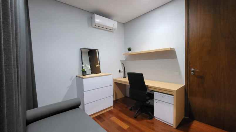 apartemen graha famili surabaya