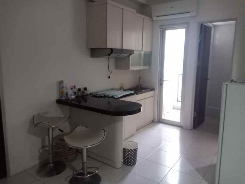 apartemen gunawangsa manyar tower a 2 unit jadi 1