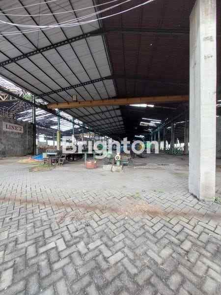 bekas pabrik hitung tanah nol raya provinsi mojokerto