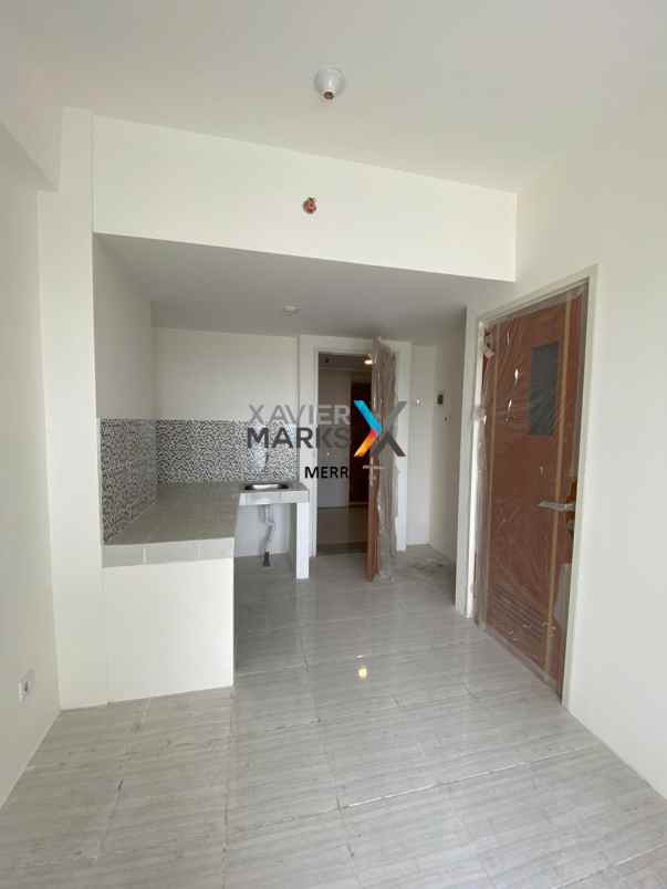 dijual 2 unit apartemen puncak cbd tower a view city