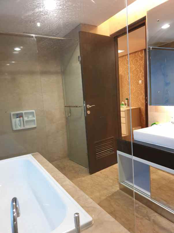 dijual apartemen apt the royale springhill