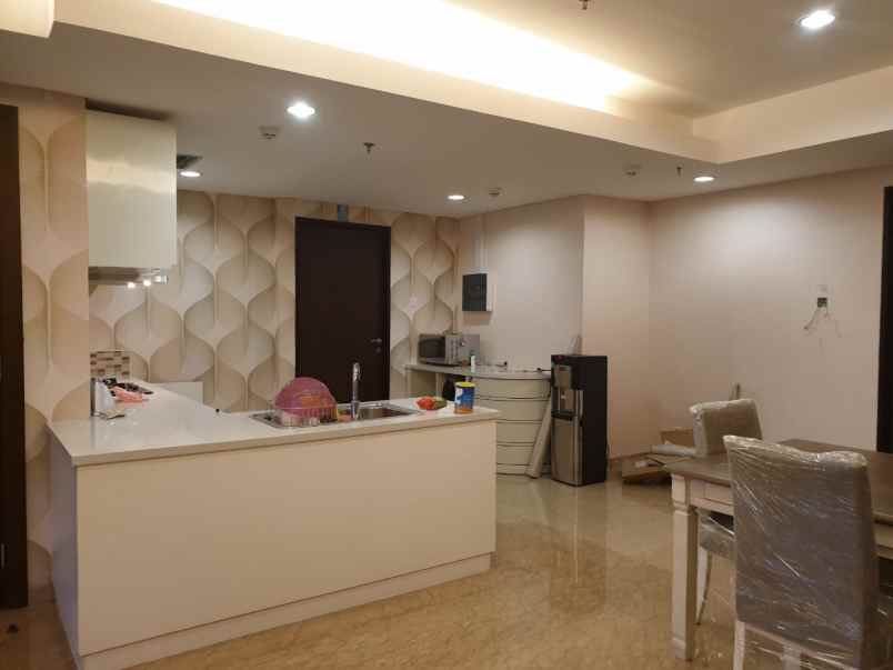 dijual apartemen apt the royale springhill