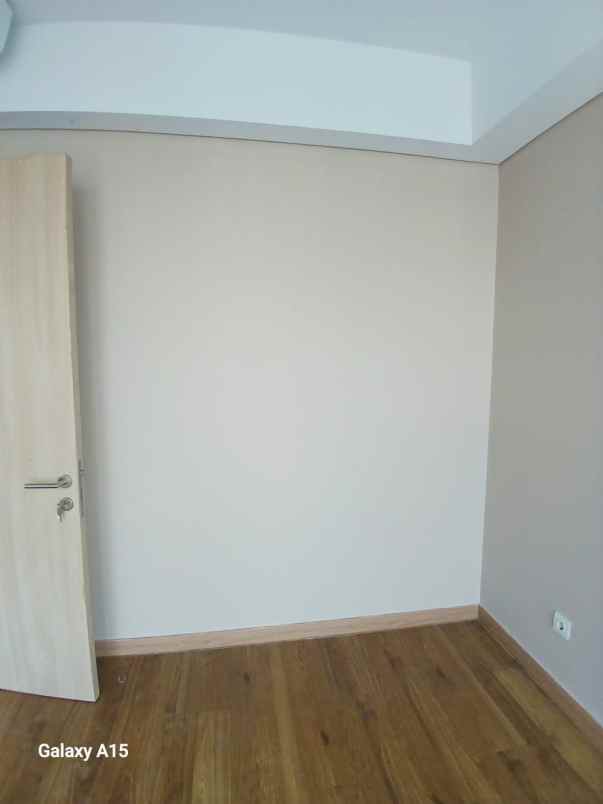 dijual apartemen holland village