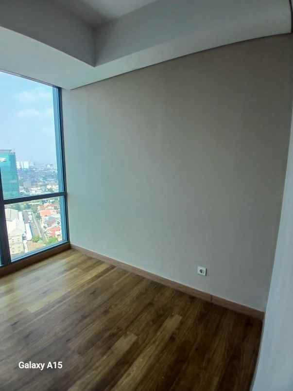 dijual apartemen holland village