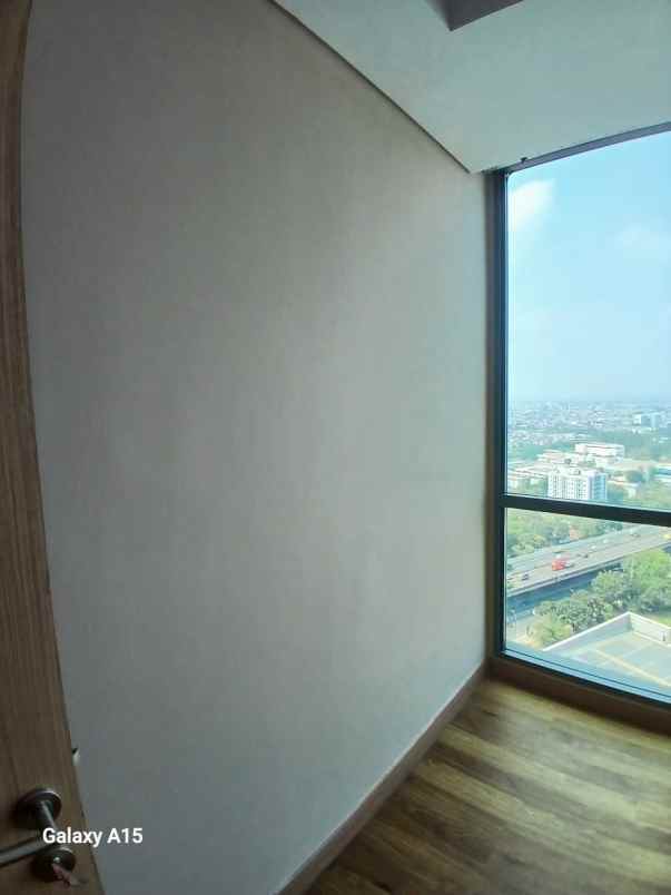 dijual apartemen holland village