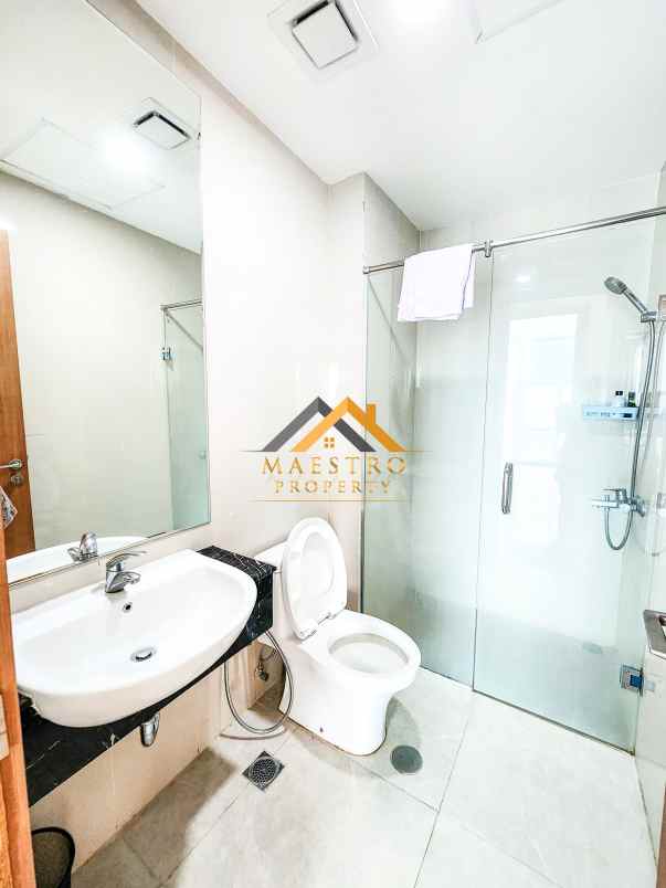 dijual apartemen the reiz condo jalan