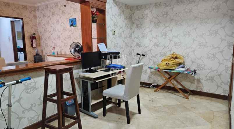 dijual apartemen tomang kec grogol