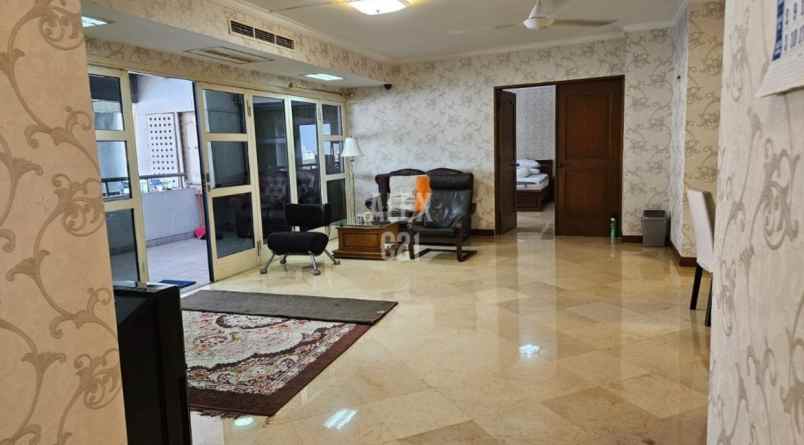 dijual apartemen tomang kec grogol