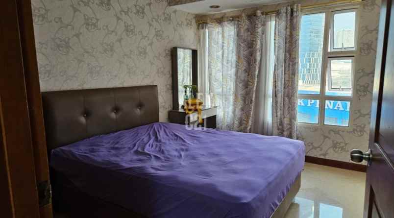 dijual apartemen tomang kec grogol