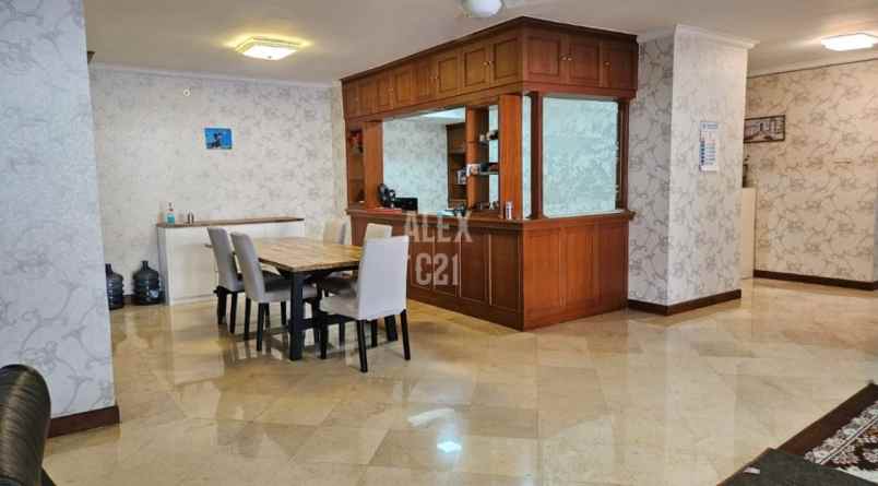 dijual apartemen tomang kec grogol