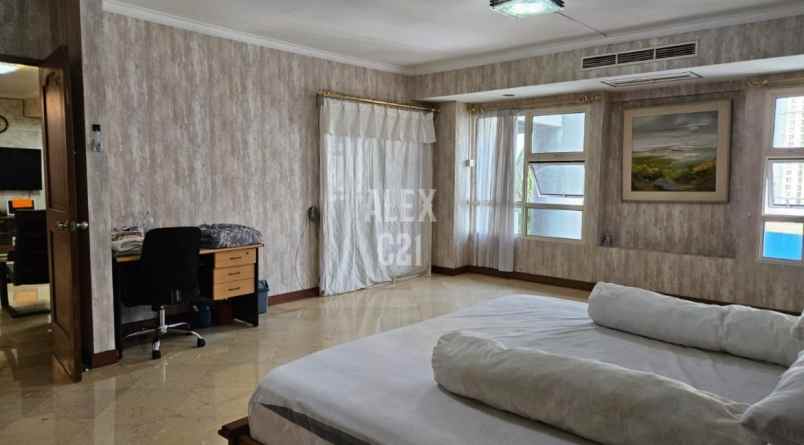 dijual apartemen tomang kec grogol