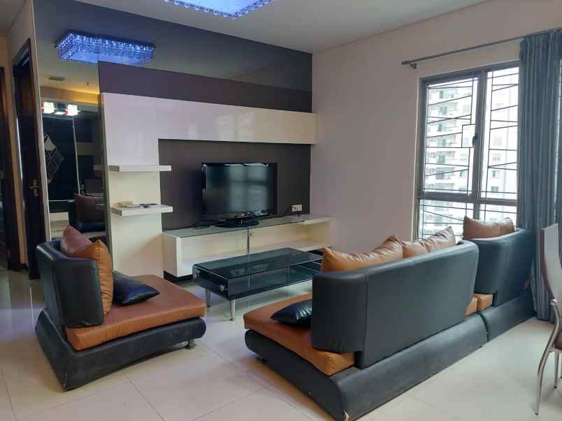 dijual apartemen waterplace pakuwon indah