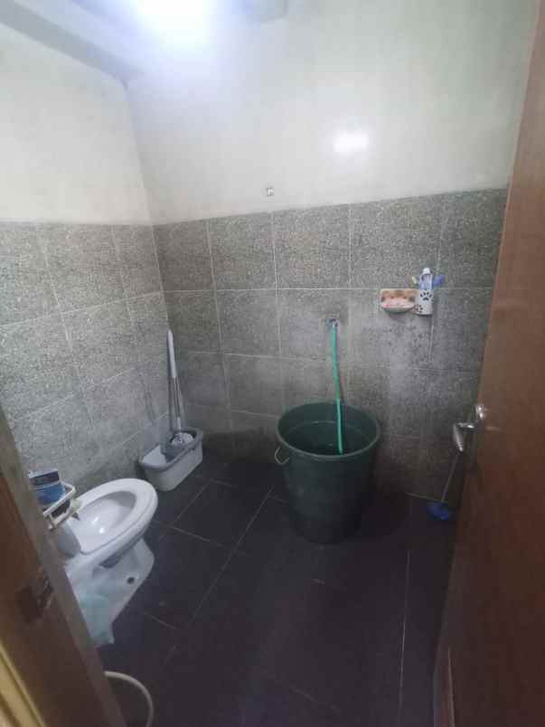 dijual cepat rumah