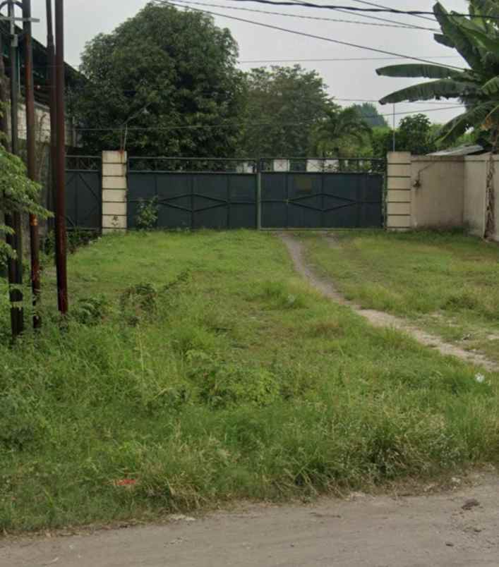 dijual gudang ex pabrik hitung tanah di krian