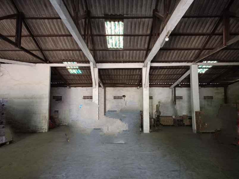 dijual gudang raya lingkar timur sidoarjo