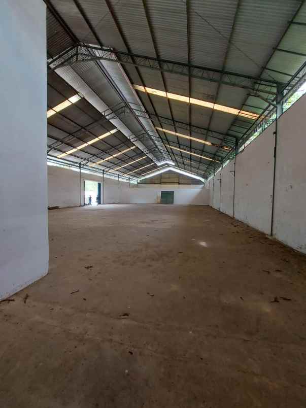 dijual gudang siap pakai di deli serdang