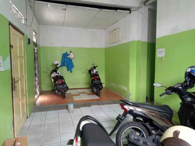 dijual kost 36 kamar dekat lapangan klebengan