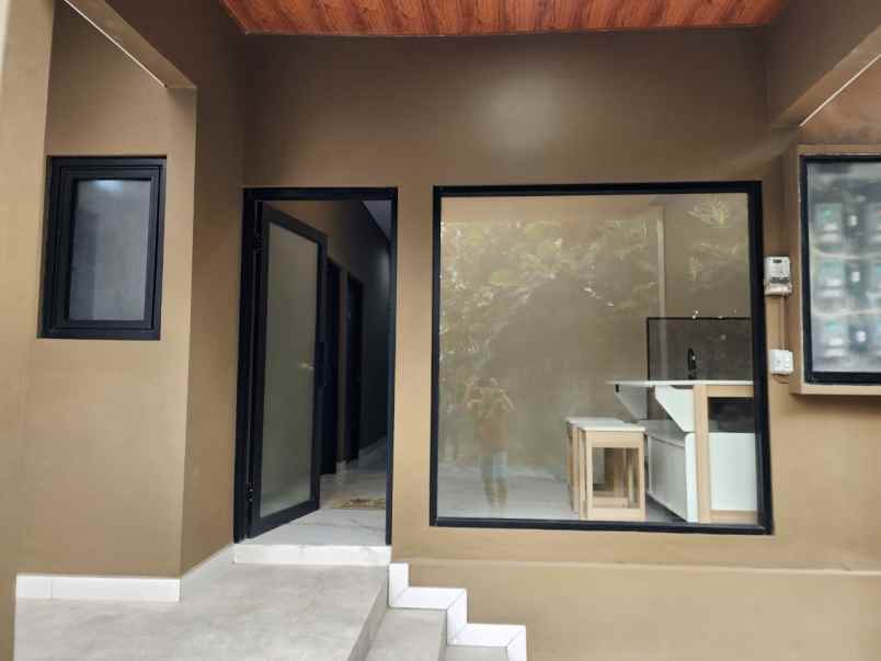 dijual kost bulusan sardonoharjo