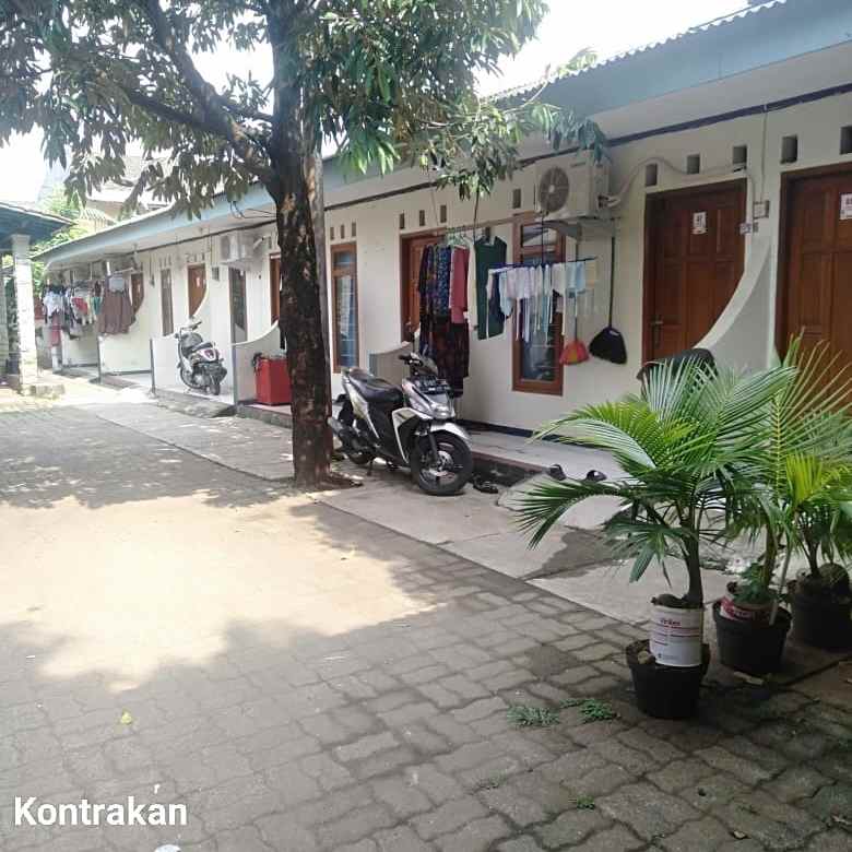 dijual kost cirendeu