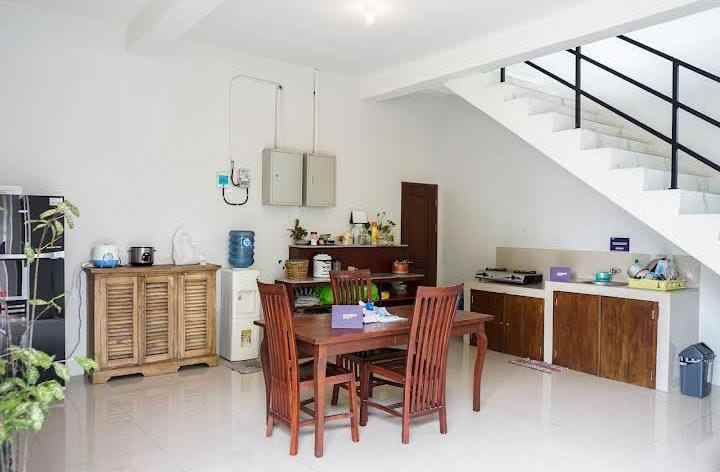 dijual kost depan perumahan bale agung