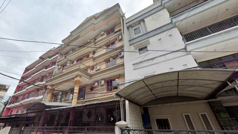 dijual kost jl siwalankerto viii