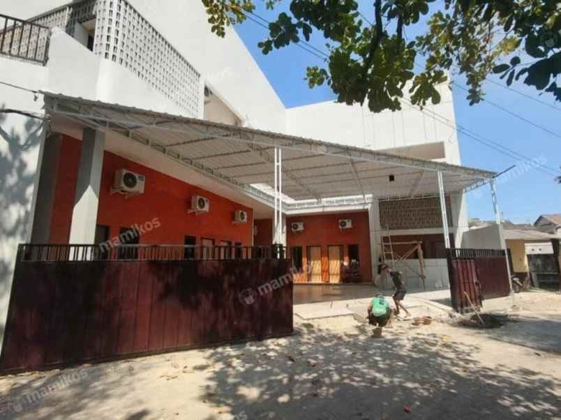 dijual kost plemburan